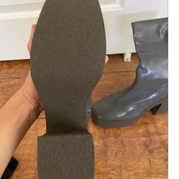 platform heeled boots - Picture 3 of 4